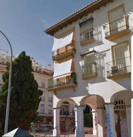 Plaza Gloria Fuerte * La Cala Del Moral